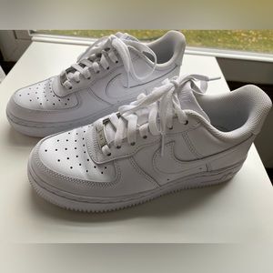 Nike Air Force 1 Women’s 6.5